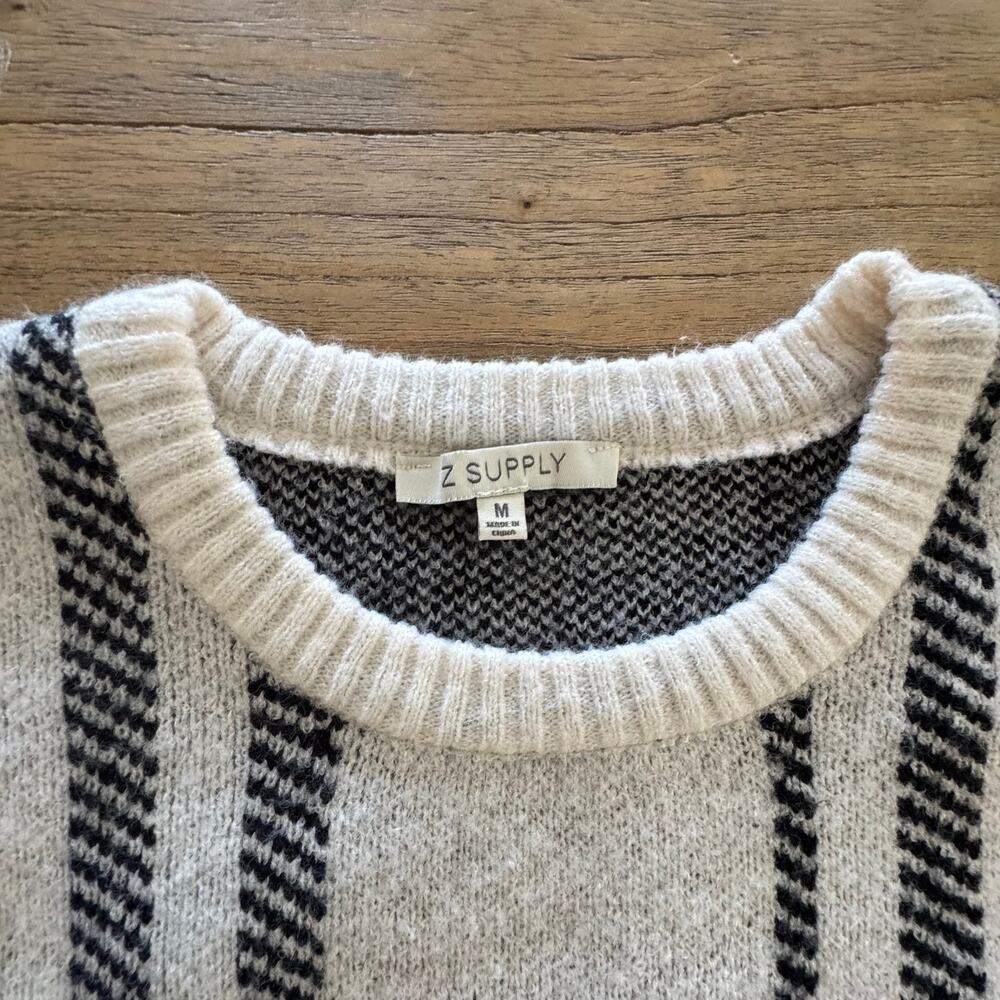 Z Supply Solange Plaid Sweater - Size M - Picture 2 of 6